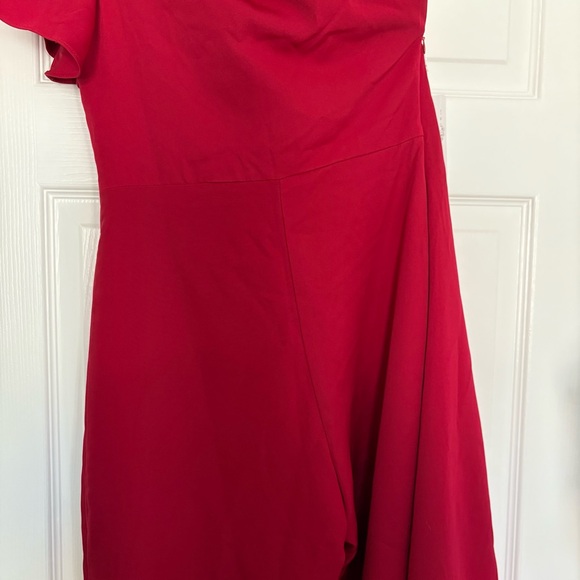NWT Red One-Shoulder Jumpsuit with Extra Fabric Overlay on Legs size 6 - Picture 4 of 12